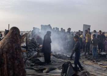 Los muertos en Gaza alcanzaron este lunes los 36.050, después de que 66 personas murieran por el fuego israelí en las últimas 24 horas, 45 de ellos en el bombardeo contra un campo de refugiados de Rafah (al sur) la pasada noche, según concretó el Ministerio de Sanidad del enclave, controlado por Hamás.