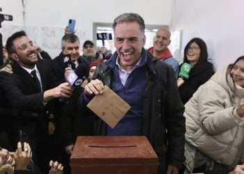 El precandidato del Partido Nacional Álvaro Delgado, el del Frente Amplio Yamandú Orsi y el del Partido Colorado Andrés Ojeda serán los aspirantes de sus respectivas fuerzas políticas a la presidencia de Uruguay en las próximas elecciones nacionales.