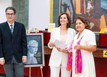 En una noche inspiradora, rodeados de arte, cultura y expresión, se inauguró la XX edición de la Expoventa "El Arte y la Paz en Honduras", organizada por AMAH (Asociación de Mujeres Artistas de Honduras) en conjunto con Banpaís, cuya finalidad es dar visibilidad a las artistas nacionales y motivar el talento de futuras generaciones.