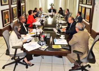 Tegucigalpa. La Corte Suprema de Justicia declaro este viernes como inconstitucional las Zonas Especiales de Desarrollo Económico (ZEDES) del Decreto 236-2012 sobre la reforma a los artículos 294, 303 y 329 de la Constitución, así como el Decreto 120-2013 que contiene la Ley Orgánica de las ZEDES.