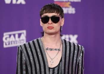 El mexicano Peso Pluma, que se alzó con seis premios Latin Billboard a finales de octubre pasado, es también uno de los nominados a los galardones Billboard Music del próximo 12 de diciembre, en los que compiten por los máximos honores Zach Bryan, Taylor Swift, Morgan Wallen y Sabrina Carpenter.