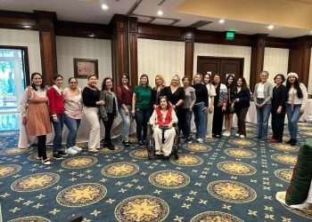 La Asociación de Mujeres Artistas de Honduras (AMAH), tuvieron su Bazar Navideño, una tradición de todos los años donde cada una expone sus obras de arte, artículos decorativos y muchos detalles navideños, con el de que los visitantes encuentren el regalo ideal para estas fechas.