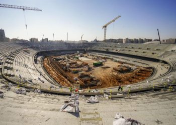 El FC Barcelona ha anunciado este miércoles el lanzamiento de un nuevo producto 'premium' para el Spotify Camp Nou: los VIP Ring Seats, 1.500 asientos ubicados en los córners del primer nuevo anillo VIP y que costarán entre 5.500 y 9.000 euros por temporada.