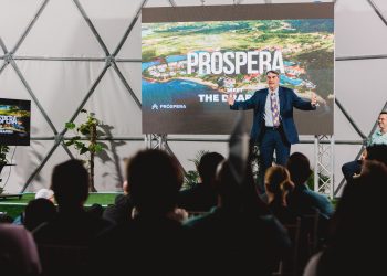 Roatán se está convirtiendo en un destino preferido para emprendedores gracias a la capacidad de Zona Próspera para atraer la reconocida competencia de startups, Meet The Drapers. El evento—grabado en Zona Próspera el 8 de marzo—reunió a startups de la región, marcando un hito histórico para el ecosistema emprendedor de la isla.