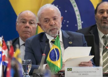 El presidente brasileño, Luiz Inácio Lula da Silva, alertó este miércoles ante la Cumbre de la Comunidad de Estados Latinoamericanos y Caribeños (Celac) que "la historia enseña que las guerras comerciales no tienen vencedores".