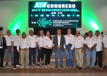 Con una extraordinaria participación estudiantil y empresarial, la Universidad Tecnológica de Honduras (UTH) llevó a cabo con rotundo éxito su XIX Congreso Internacional de Ingeniería, bajo el lema: “La Inteligencia Artificial aplicada a la Ingeniería: Transformando Procesos Industriales”.