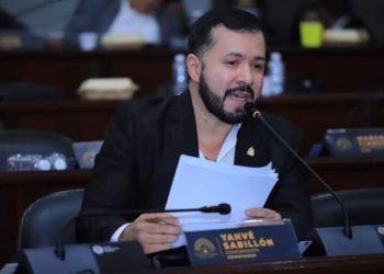 Tegucigalpa.-  El diputado del Partido Liberal, Yahvé Sabillón, respondió a las críticas entorno a la inscripción de Jorge Cálix como candidato por Olancho y aseguró que no existe ningún impedimento legal para que participe en las elecciones generales.