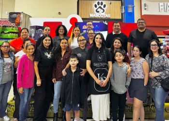 Como parte del compromiso con nuestra comunidad, Supermercados Colonial desarrolló el evento “Taller de Loncheras saludables – Back 2 School”, una actividad enfocada en brindar a las mamas, ideas de recetas fáciles y rápidas para preparar las loncheras de sus pequeños en este regreso a clases.