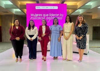Tegucigalpa. - En el marco del Día Internacional de la Mujer, el Comité de Género de FUNDAHRSE realizó un evento especial que reunió a líderes del sector privado para visibilizar y fortalecer el papel de la mujer en la toma de decisiones empresariales, así como en la gestión de riesgos y la acción climática.