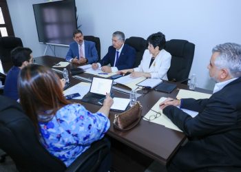 Por instrucciones del presidente Nasry Asfura, se reactivó el Consejo Nacional Logístico, un espacio de coordinación entre el Gobierno y el sector privado orientado a mejorar la eficiencia de la cadena logística y fortalecer la competitividad del país.